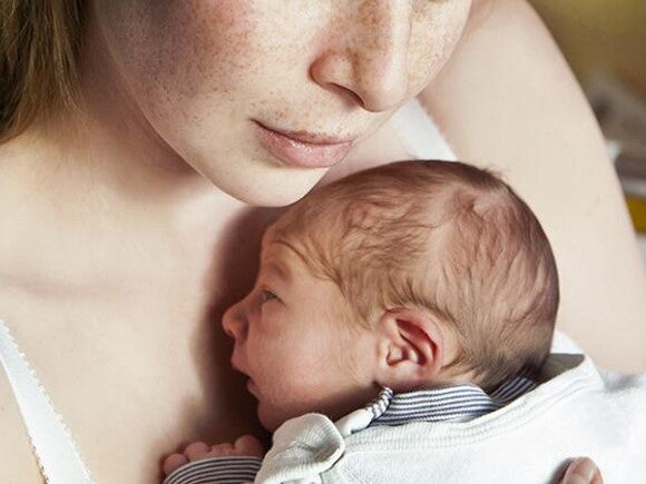 Emociones de la nueva mamá para estar atenta y cómo manejarlas.