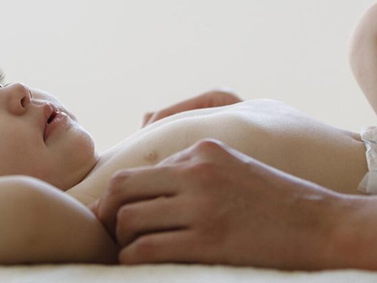 Cómo aliviar los problemas de pancita del niño pequeño Cómo aliviar los problemas de pancita del niño pequeño